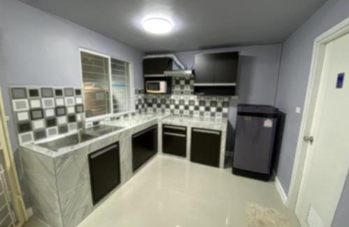 Thep Kasattri House | Private Room in a Shared House Phuket