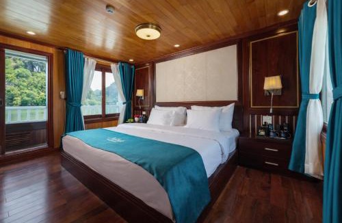 Bai Chay Boat Rental | Private Sail Ha Long - Bai Tu Long
