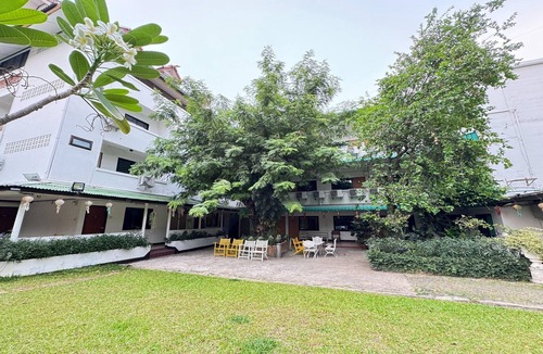 Su Thep House | Private Twin w/Shared Bath | Simple & Clean