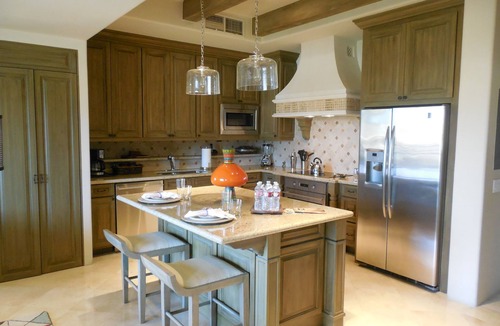 Cabo San Lucas Condo | Professionally Decorated, Luxury One Bedroom In Building 5 At The Hacienda