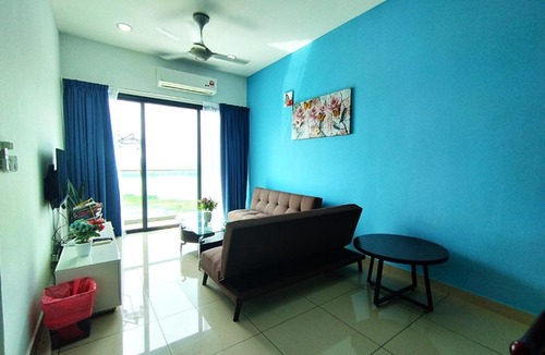 Puchong Apartment | Puchong WindyLakeViewStayCation3R2B AT D Island