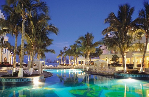 El Medano Ejidal Resort | Pueblo Bonito Rose Resort living on the beach w/ocean views, gorgeous pools,bars