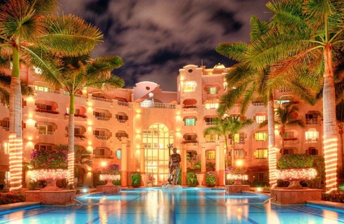 El Medano Ejidal Resort | Pueblo Bonito Rose Resort living on the beach w/ocean views, gorgeous pools,bars