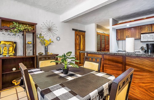 North Hotel Zone Apartment | Puerto de Luna #622 | 1BR/2BA Puerto Vallarta | Pool, beach & dining