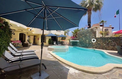 Playas de Rosarito Apartment | Puerto Nuevo Surf Casita del Arte 1BR with pool