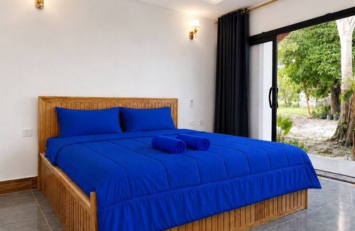 Koh Rong Resort | Pukka Lagoon Pool Party Resort