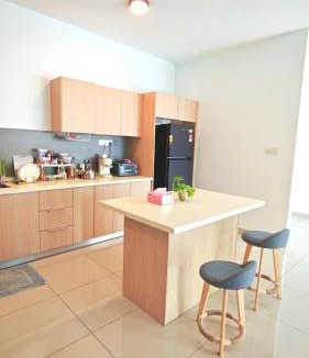 Baru Puchong House | Puri Home Sweet Home Shared Bathroom & Living