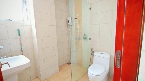 Baru Puchong House | Puri Home Sweet Home Shared Bathroom & Living