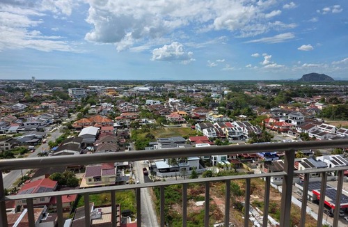 Kampung Lubok Peringgi Apartment | Purnama Skyview Homestay