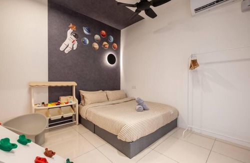 Kuala Lumpur Apartment | PV20 4 Bedroom Kids Friendly Home by Feel Home