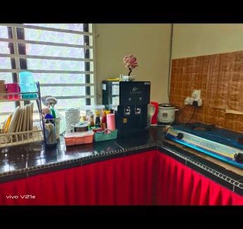 Kampung Telong House | QQ HOMESTAY BACHOK KANDIS