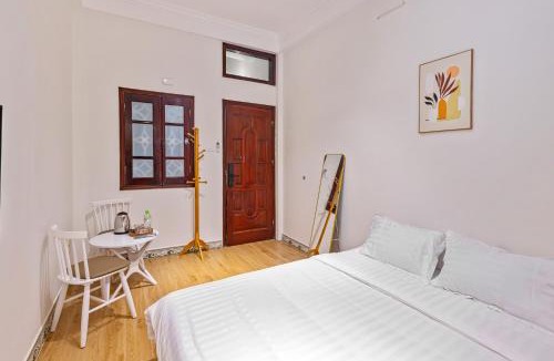 Hang Bo House | Quiet Room In Old Quarter with Netflix and Free Laundry 4thFloor