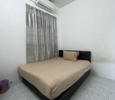 Kampung Telaga Batin House | Quinara Homestay