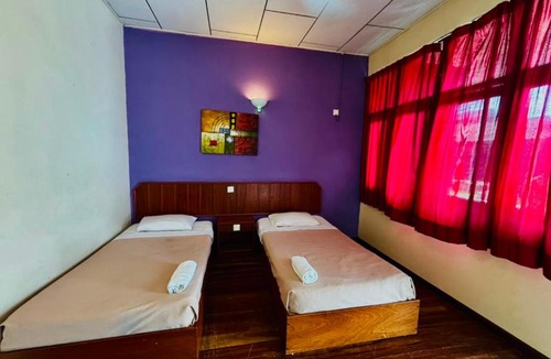Kawasan Perindustrian Chendering Resort | Qurata Riverside Resort