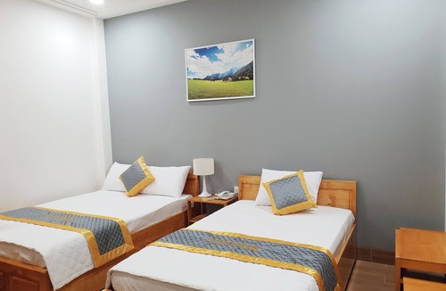 Quy Nhon Hotel | Quy Nhon Center Hotel - STANDARD DOUBLE ROOM - 1 king bed