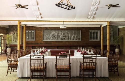 Sangkat Sla Kram Hotel | Raffles Grand Hotel d'Angkor