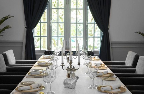 Daun Penh Hotel | Raffles Hotel Le Royal