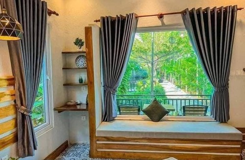 Kampot Hotel | Raing Phnom Bungalow