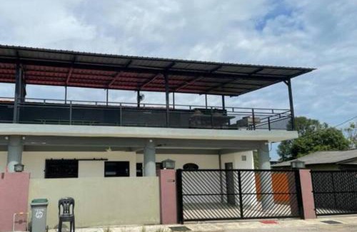 Port Dickson Villa | RALI PD HOME D 16Pax karaoke and swimming pool