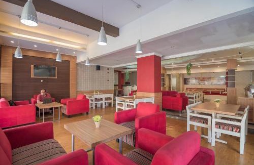 Bandung Hotel | RedDoorz at Amellia Pasteur Bandung
