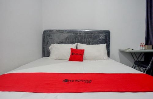 Baturaden Resort | RedDoorz At Jalan Raya Baturaden