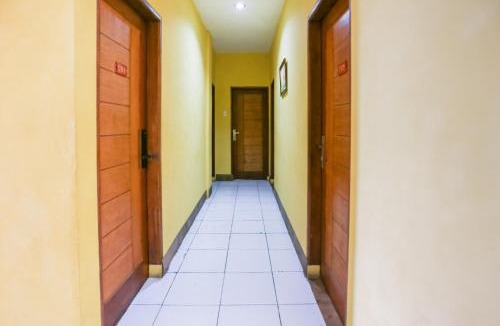 Medan Hotel | RedDoorz at Sentosa Jaya Helvetia