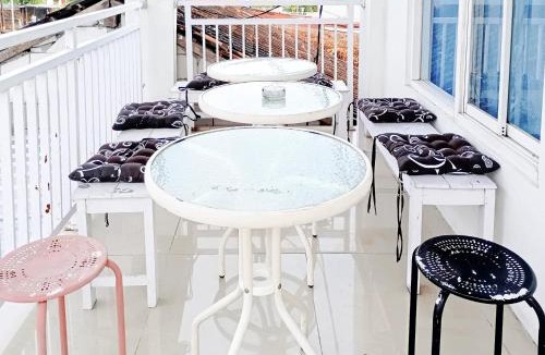 Kasihan Hotel | RedDoorz Hostel at Luna Bunkbed Malioboro