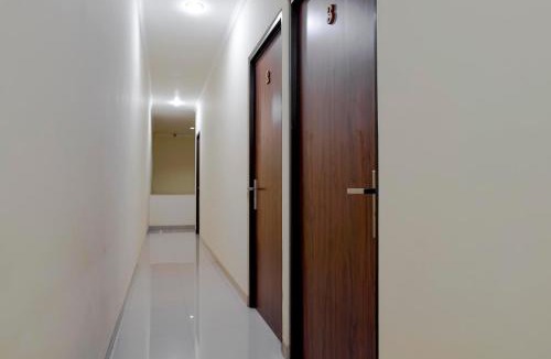 Cideng House | RedDoorz @ Jalan Biak Roxy Jakarta