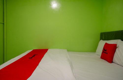 Semarang Hotel | RedDoorz @ Jalan Gatot Subroto Semarang