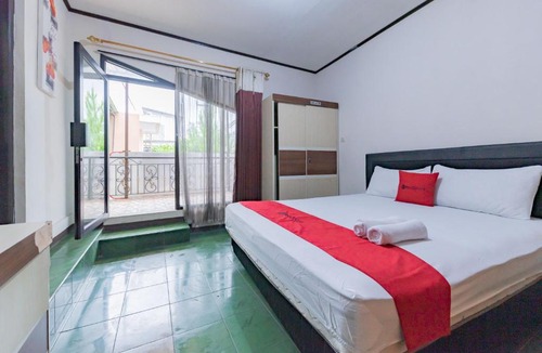 Lembang Hotel | RedDoorz near Cikole Lembang