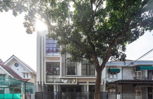 Serpong House | RedDoorz near Eka Hospital BSD City