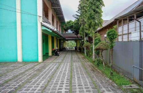 Baturaden Hotel | RedDoorz near Lokawisata Baturaden
