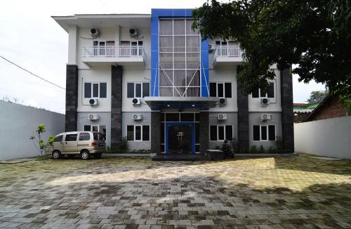 Surakarta House | RedDoorz near Museum Keraton Surakarta