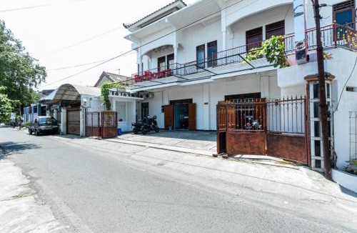 Solo City Centre House | RedDoorz near Puro Mangkunegaran
