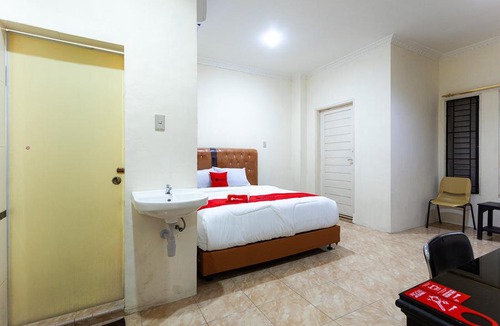 Medan Hotel | RedDoorz Near Yuki Simpang Raya Mall Medan 2
