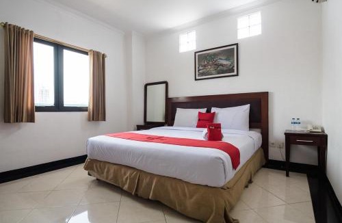 Bandung House | RedDoorz Plus at Buah Batu