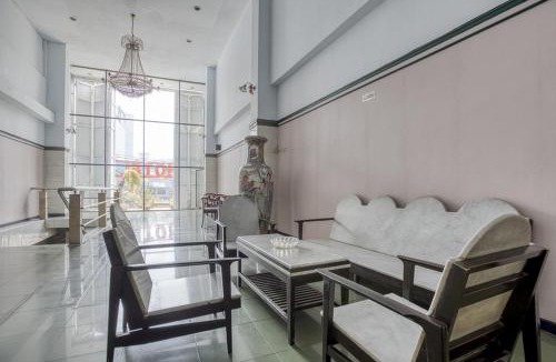 Chinatown House | RedDoorz Plus near Jakarta Kota Station