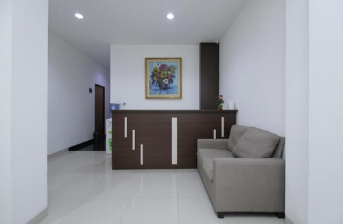 Kebon Kacang House | RedDoorz Plus near Plaza Indonesia