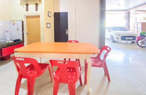 Stabat Hotel | RedDoorz Syariah at Aisyah Stabat