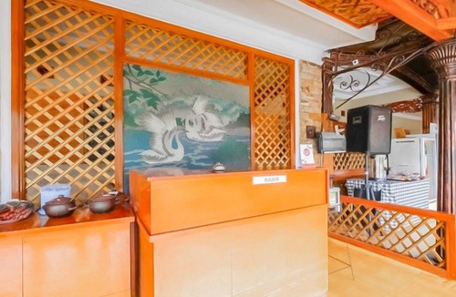 Tasikmalaya Hotel | RedDoorz Syariah at Bumi Eyang Enin Homestay Tasikmalaya