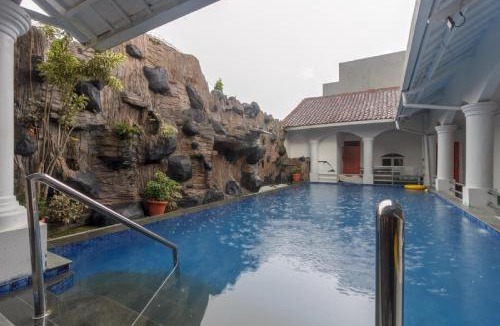 Pancawati House | RedDoorz Syariah near Exit Toll Puncak