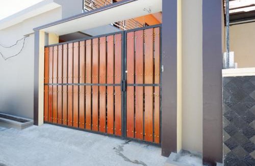 Tegal House | RedDoorz Syariah near Stasiun Tegal