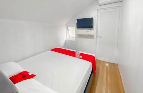 Cibodas Hotel | RedDoorz Syariah Plus At Cipanas Cianjur