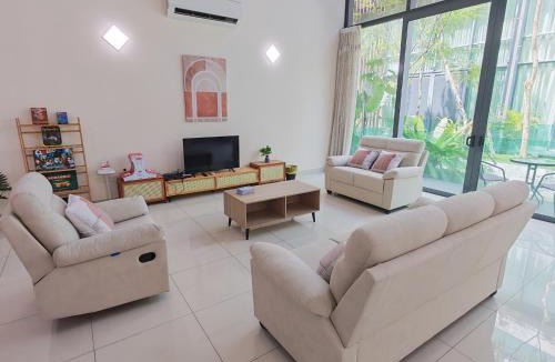 Puchong Villa | Reflexion Puchong Private Pool Villa Group-Friendly