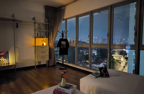 Chow Kit Hotel | Regalia Residence KLCC By Rainbow