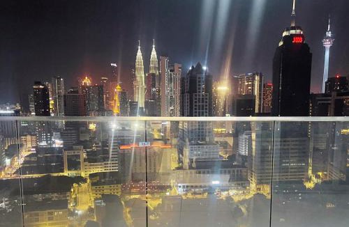 Chow Kit Apartment | Regalia Residence The SkyPool KLCC S Suite