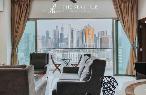 Chow Kit Apartment | Regalia Residence The Sky Pool Suite