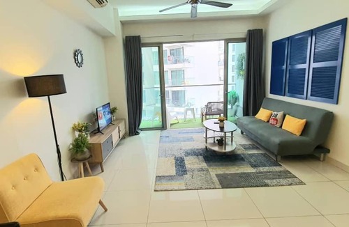 Chow Kit House | Regalia Suites with Infinity Pool KL - by Staycation Homes