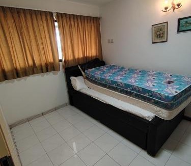 Si Rusa Apartment | Regency