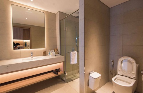Bai Chay Apartment | Relax at A La Carte Ha Long with Anstay Management